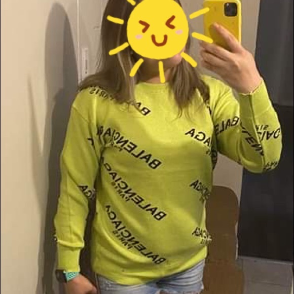 sweater - Picture 1 of 1